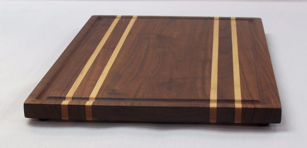 Quad Stripe Walnut and Hard Maple Cutting Board with Juice Groove and Rubber Feet - Image 3